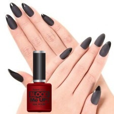 Valse nagels en nagellak