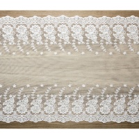 Tafelloper van 45 cm wit decoratief kant met bloemen - 9 m