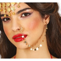 Nep-piercing met gouden ketting