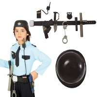 Riem met accessoires en kinderpolitiehelm