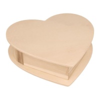 Houten hartvormige doos van 19 x 18,5 x 5 cm