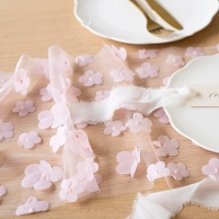 Tafelloper van 26 cm met bloemen - 5 m