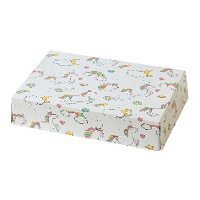 Doos van 23,5 x 16 x 5 cm met witte eenhoorn