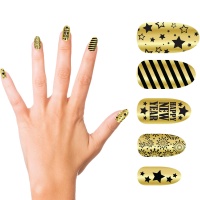 Kunstnagels in goud met 'Happy New Year'