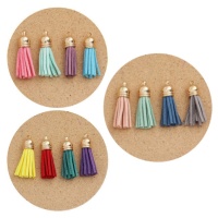 Kwastjes met kleurrijke hangers van 3,8 cm - 4 stuks
