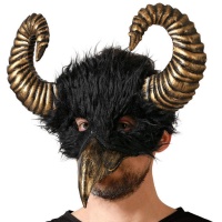 Mythisch diermasker met hoorns