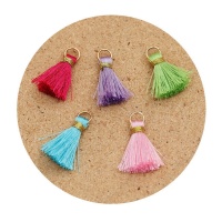 Kwastjes met gekleurde ring van 1,7 cm - 5 stuks