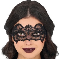 Geborduurd zwart kanten masker